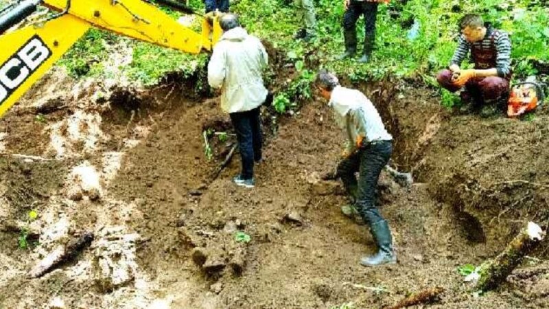 Mass Grave Believed To Contain Bosniak Remains Found In Search Of Hills Near Sarajevo