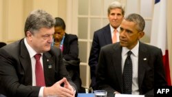 Petro Poroșenko Barack Obama la reuniunea 2014 NATO din Newport, Anglia, 4 sept., 2014