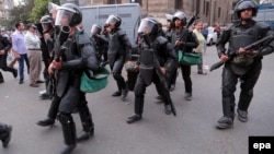 عناصر من الأمن المصري في القاهرة