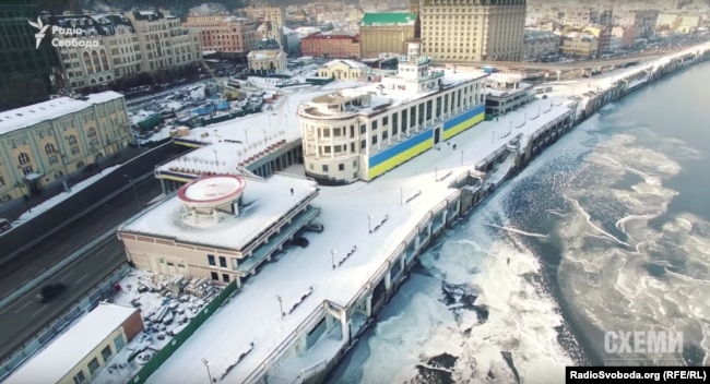 Річковий вокзал у Києві