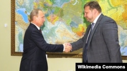 Губернатор Кировской области Никита Белых (справа) и президент России Владимир Путин, август, 2014 года.