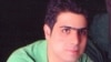 آرش ارکان روز ۱۳ آبان ۱۳۸۸ در يکی از خيابان های منتهی به وليعصر بازداشت شده بود.