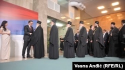 I crkva se pita (inauguracija predsednika Srbije Aleksandra Vučića, Beograd, 23. jun 2017.)