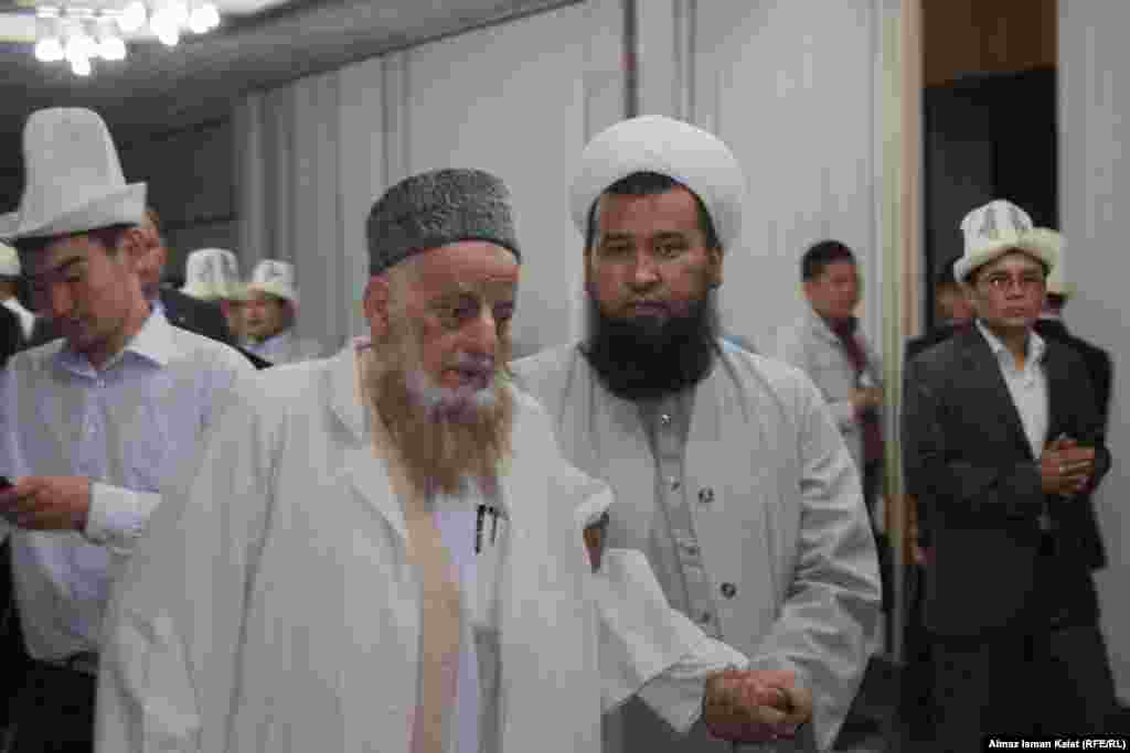 Уважаемый богослов и шейх одного из мусульманских учебных заведений в Пакистане шейх Абдураззак
