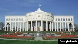 «Оксарой» – рабочая резиденция первого президента Узбекистана Ислама Каримова.