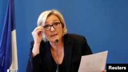 Marine Le Pen la Praga