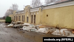 Такім будынак быў, калі яго баранілі