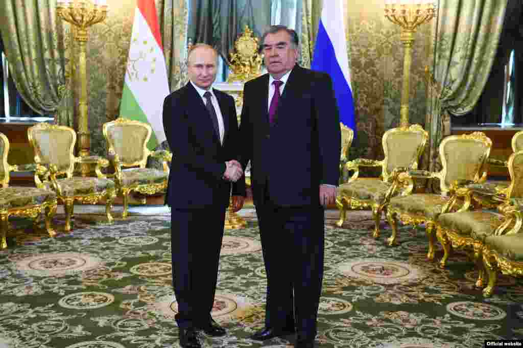 RUSSIA -- Russian President Vladimir Putin meets with his Tajik counterpart Emomali Rahmon at the Kremlin in Moscow, April 17, 2019