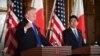 در این تصویر از نوامبر سال جاری رهبران آمریکا و ژاپن در جریان کنفرانس خبری در توکیو دیده می‌شوند