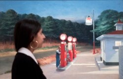 تابلوی «پمپ بنزین» (Gas) اثر هاپر در ۱۹۴۰؛ وندرس در فیلم خود به گونه‌ای دیگر و با آمدن یک اتومبیل به این پمپ بنزین، تابلو را بازسازی کرده است.