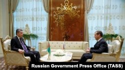 Ռուսաստանի վարչապետ Դմիտրի Մեդվեդև և Թուրքմենստանի նախագահ Գուրբանգուլի Բերդիմուհամեդով, Թուրքմենբաշի, 12-ը օգոստոսի, 2019թ.
