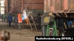 Ремонт вагонів-теплушок у ремонтному депо Києва