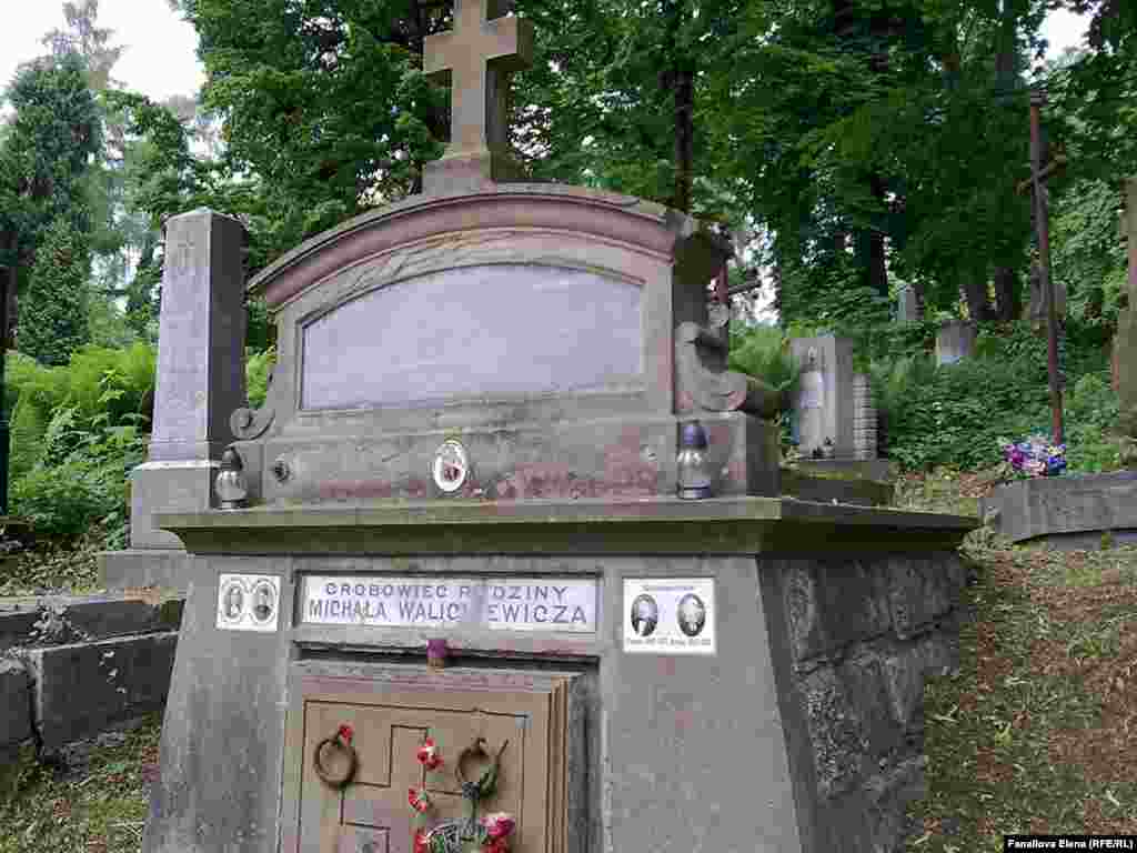 Польские надгробия