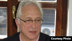 Nekadašnji ambasador Srbije u Vašingtonu Ivan Vujačić (foto-arhiv)