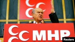 D.Bahçeli