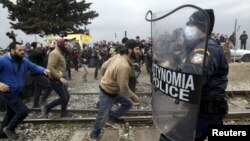 Sukob izbeglica i policije, Idomenia, 29. februar 2016.
