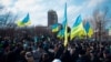 Проукраїнський мітинг у Луганську. Квітень 2014 року