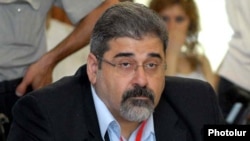 Ответственный по политическим вопросам Бюро АРФ «Дашнакцутюн» и глава ереванского офиса «Ай Дат» Киро Маноян 