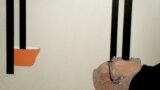 Фрагмент репродукции картины Харри ван дер Вуда "Автопортрет с оранжевой миской", 2007