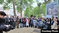 Protestë në mbrojtje të Bialatskit, Paris