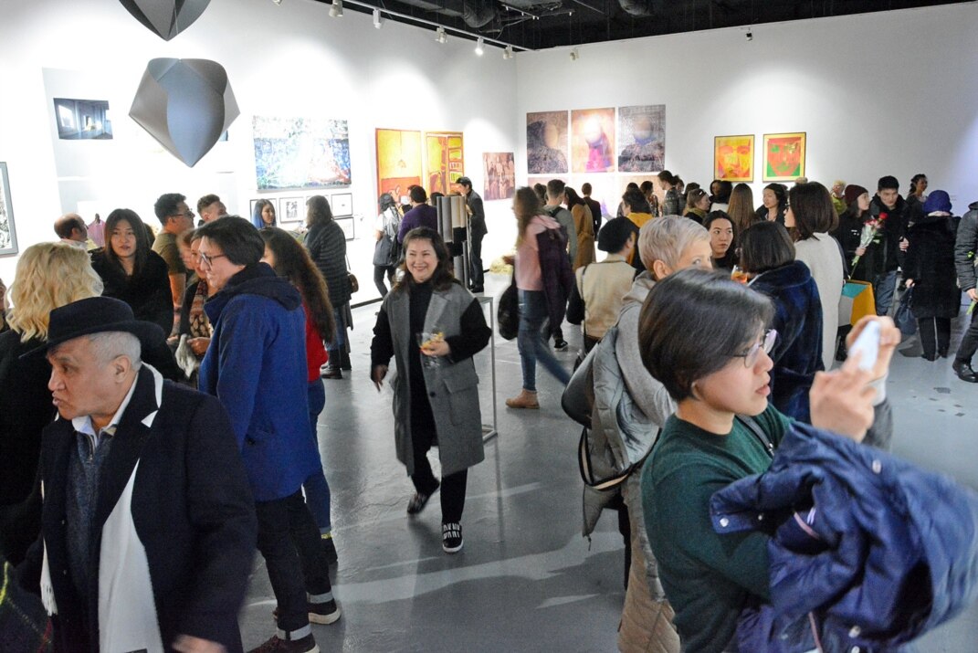 Большая жопы ит стиліндегі порно фото Кішкентай әтеш hd