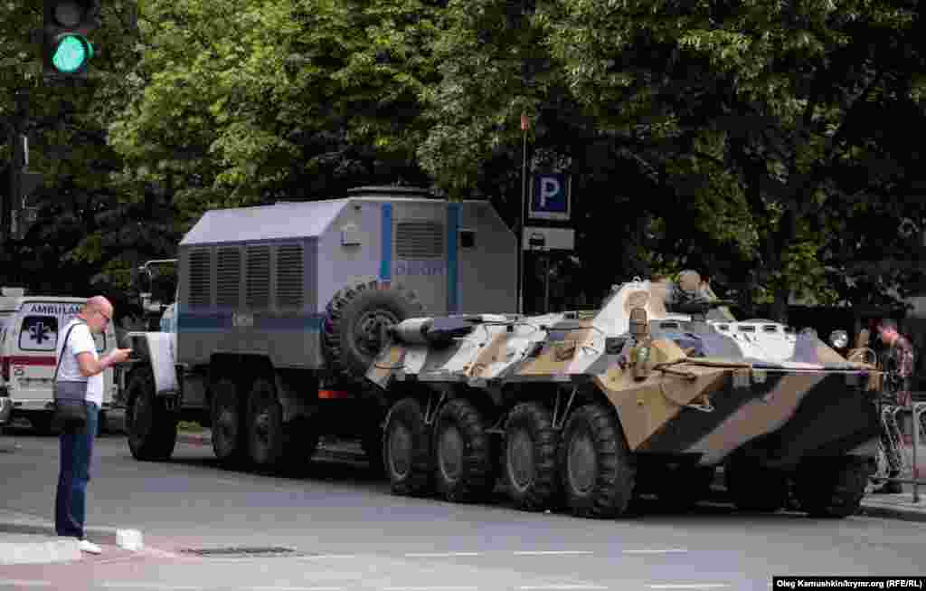 Russian riot police conducting exercises in the center of Simferopol annexed