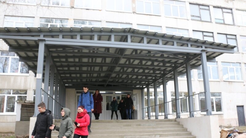 В больницах до сих пор остаются 12 пострадавших в трагедии в Керчи