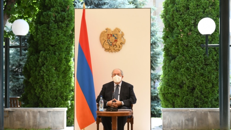 سرکیسیان رئیس اداره خدمات امنیتی ارمنستان را از وظیفه برکنار کرد