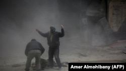 Эпизод бомбардировки силами Асада кварталов в пригороде Дамаска