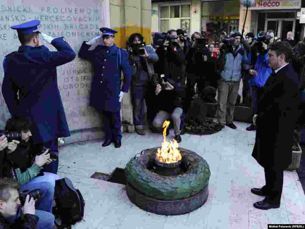 Polaganje vijenaca na spomen obilježje Vječna vatra, Sarajevo, 01. mart 2012.