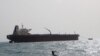 На борту іранського танкера в Червоному морі стався вибух