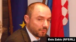 Loši odnosi između Beograda i Zagreba prelamaju se preko leđa manjina: Boris Milošević