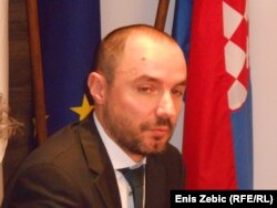 Predsjednik parlamentarnog kluba SDSS-a Boris Milošević je reakciju premijera nazvao "brzom, opravdanom i dobrom"
