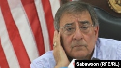Afghanistan -- US Secretary of Defense Leon Panetta (L) speaks during a joint press conference with Afghan Minister of Defence in Kabul on 07Jun2012.