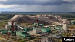 Общий вид калийного рудника компании "Уралкалий" недалеко от города Березники в Пермском крае. Архивное фото