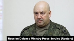 Szergej Szurovikin tábornokot, aki szenvtelen brutalitásáról lett híres, leváltották az ukrajnai orosz erők főparancsnokságáról