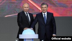 19 октября 2018 года президенты Шавкат Мирзиеев и Владимир Путин дали старт строительству атомной электростанции в Джизаке нажатием символической кнопки.