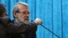 علی لاریجانی، رئیس مجلس شورای اسلامی، در نماز جمعه «روز قدس» بشدت به طرح صلح آمریکا برای حل منازعه اسرائیل و فلسطینیان حمله کرد