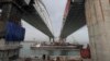 Конструкції Керченського мосту з окупованого Криму дістались берегів Росії – ЗМІ