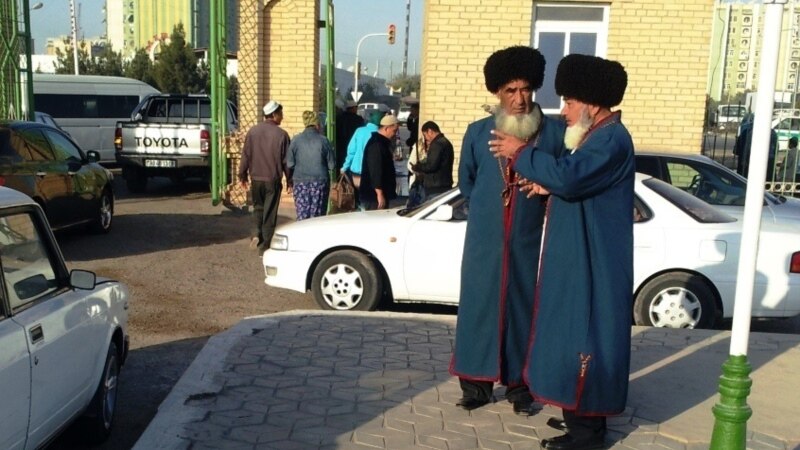 Sosial ulgamlarda pensiýa barada maglumat, il içinde 'pensiýalaryň ýatyrylmagy' barada gorky döreýär