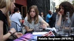 Стыпэндыяты Вацлава Гаўла ў Вашынгтоне 18.04.2015: Вольга Мальчэўская (Украіна), Ана Ламтадзэ (Грузія), Ганна Любакова (Беларусь)