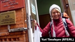 Environmental activist Yevgenia Chirikova leaves a court building in Moscow on April 10.