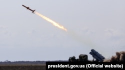 Украина испытывает новый комплекс крылатых ракет «Нептун». Одесская область, 5 апреля 2019 года