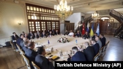 Переговоры в Стамбуле по разблокированию морского экспорта украинского зерна