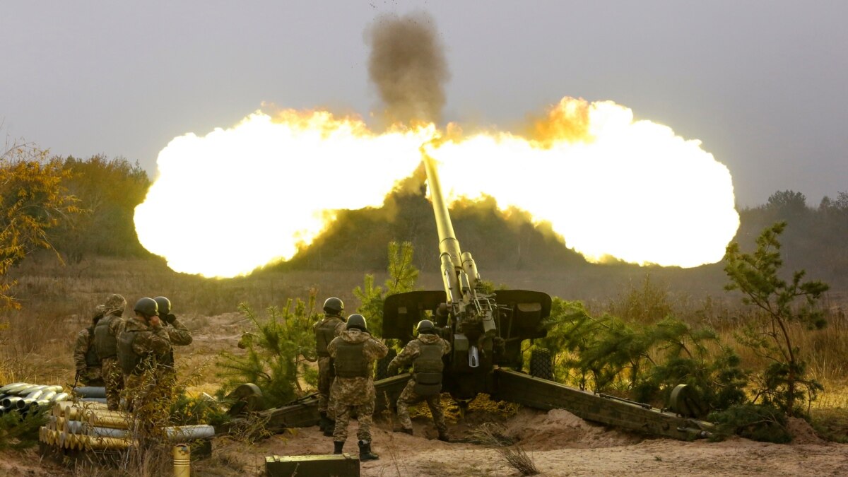 Can Western Artillery Stop Russia's Progress In The Donbas?