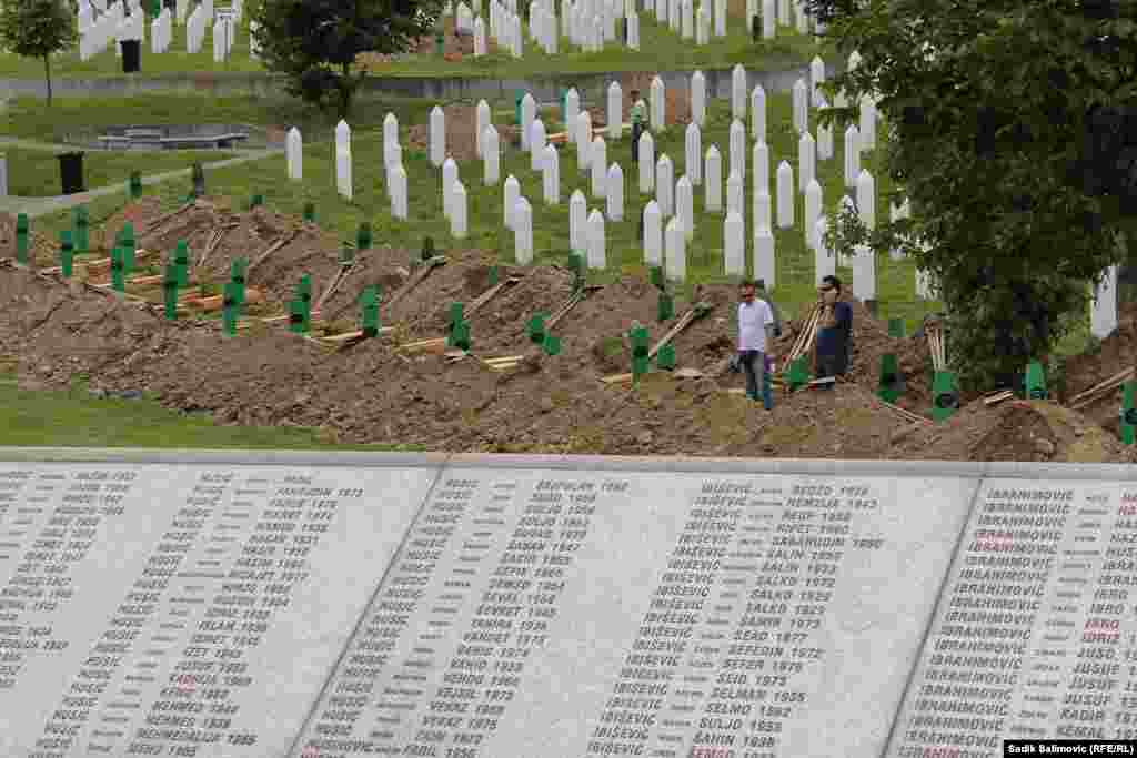 Memorijalni centar Potočari