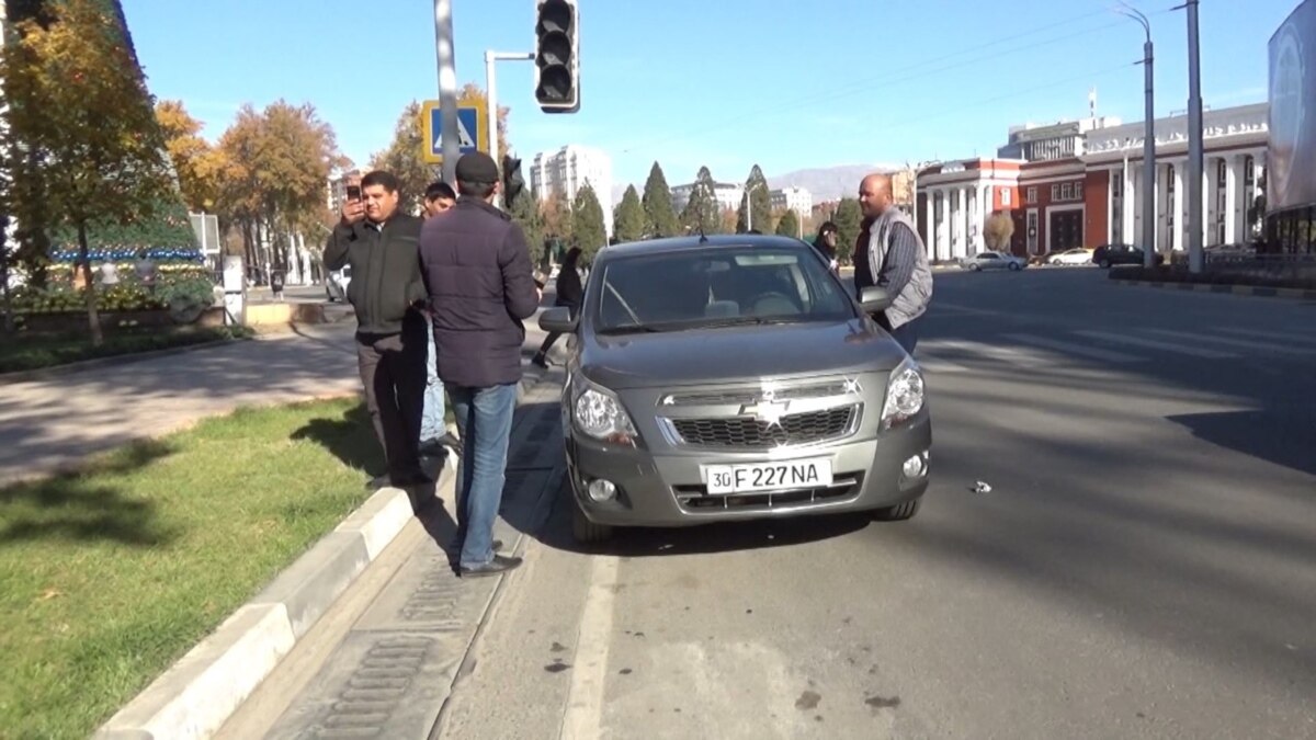 В Таджикистане находится 30 тысяч автомобилей с российскими номерами