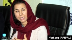 شینکی کروخیل، فعال حقوق زنان و عضو ولسی جرگۀ نظام پیشین افغانستان