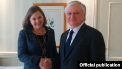 Germany - Armenian Foreign Minister Edward Nalbandian and U.S. Assistant Secretary of State Victoria Nuland meet in Munich, 13Feb2016.