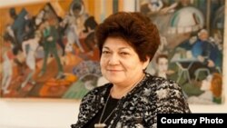 Ранее ордена «За заслуги в области искусства и литературы» Франции была удостоена директор Государственного музея искусств имени Игоря Савицкого в Нукусе Мариника Бабаназарова.